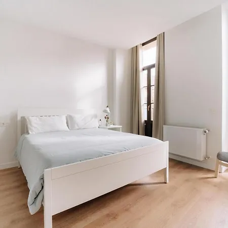 San Bernardo, 19 * Avilés